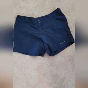 Women's Columbia PFG shorts